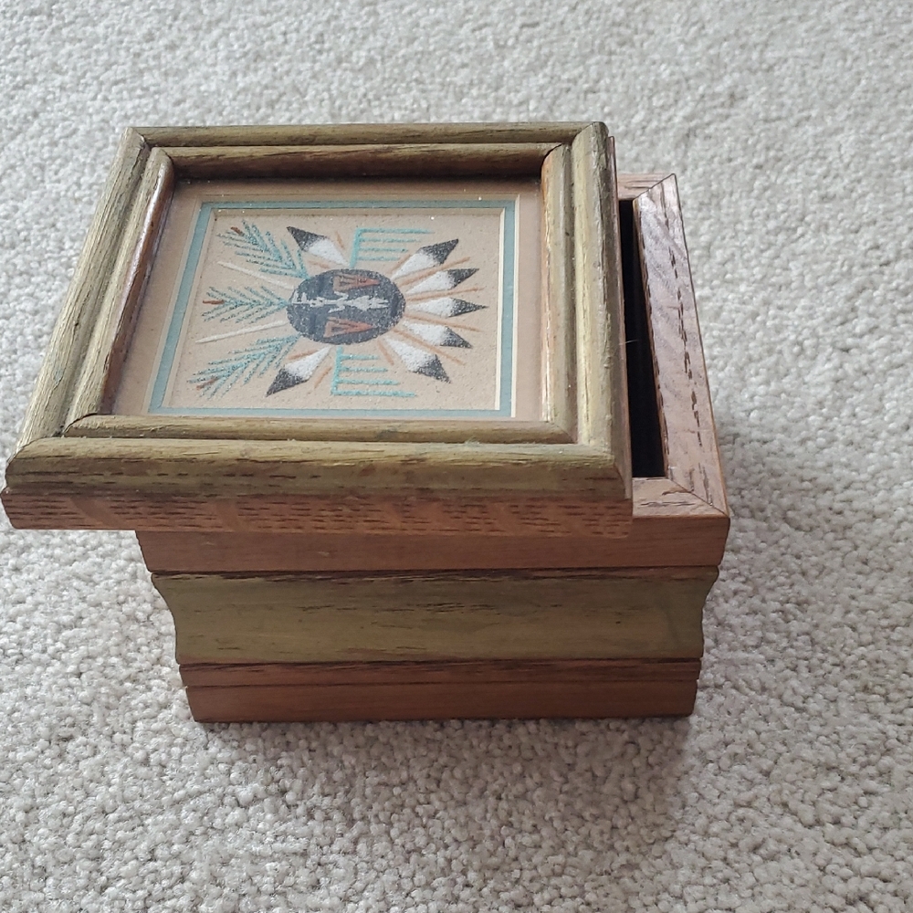 Navajo sandpainting trinket box